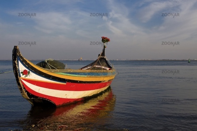 Portuguese begin sailing on west coast