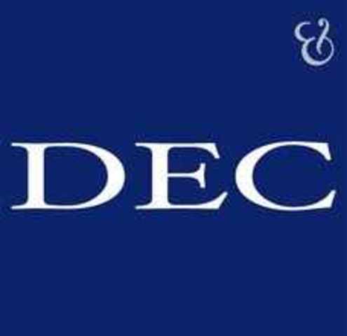 o DECUS (grupo de usuarios de computadoras