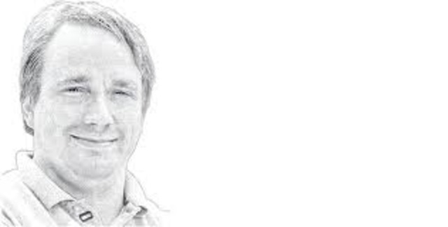 Programadores comienzan a desarrollar el Interfaz gráfica de usuario KDE, Con el objetivo de proveer Facilidad de uso al usuario