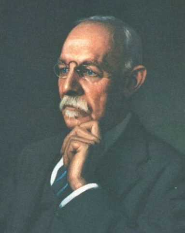 First successful removal of a periampullary tumor