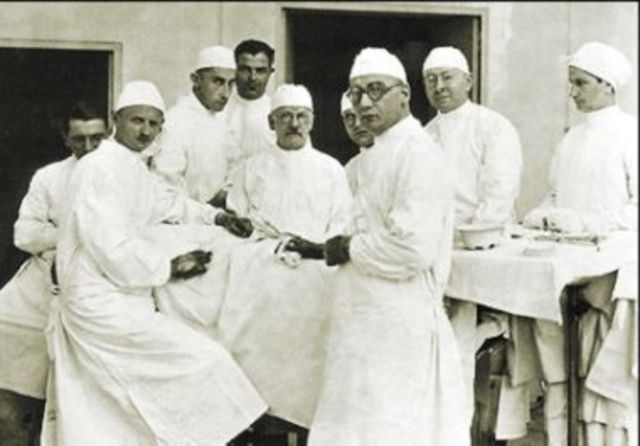 First successful pancreaticoduodectomy