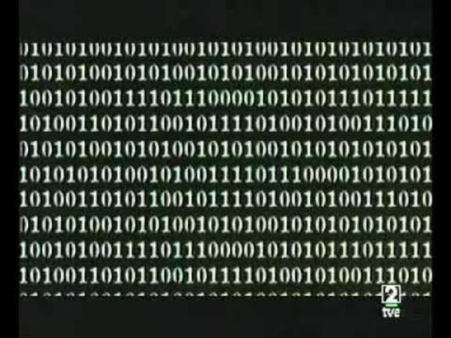 version 0. El núcleo Linux es licenciado de nuevo bajo la GNU GPL