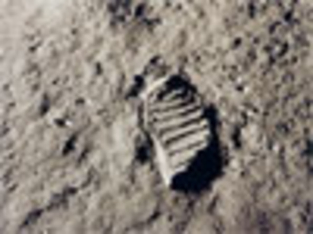 Neil Armstrong & Edwin "Buzz" land on the moon