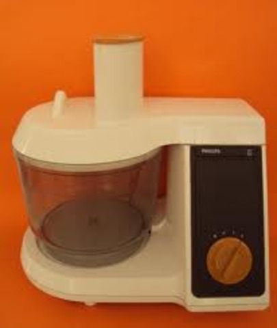 the food processor invented