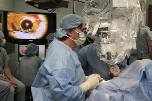 Advanced Cell Technology Wins FDA Approval To Test Stem Cell Therapy For Degenerative Eye Disease