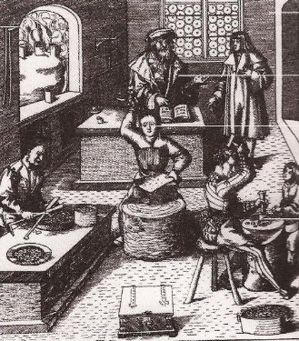 ACUSACION A LA INICIATIVA PRIVADA