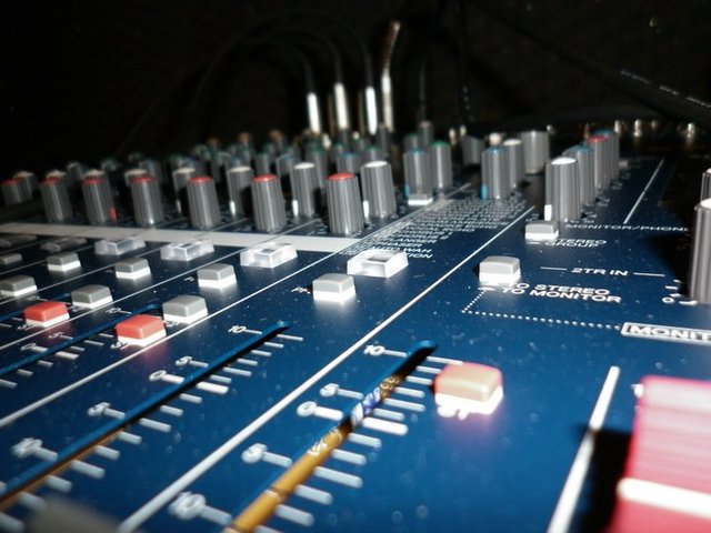 primer album musical