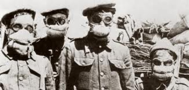 Eerste gebruik van gifgas.