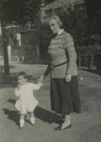 Anne has a dream about her Granny and Lies