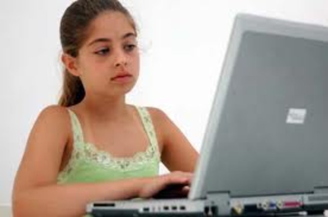 Cuando yo tenía diez años, yo besaba a mi perro a veces,