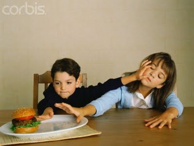 Yo peleaba con mi hermana mayor.