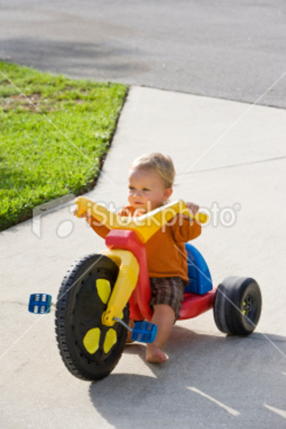 Cuando yo tenía dos años, yo montaba en triciclo