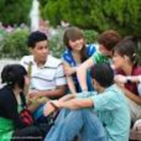 Cuando yo tenía catorce años, yo me divertía con mis amigos,