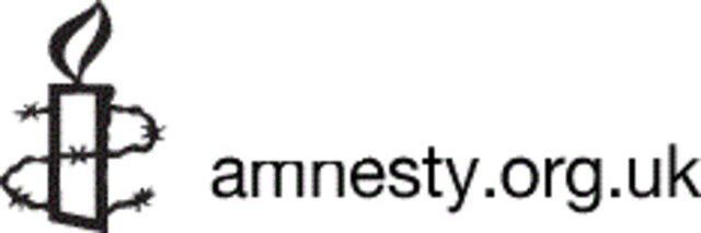 Artist goes alone...