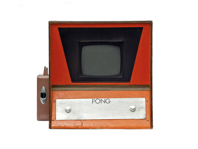 First successful video game(pong) launched