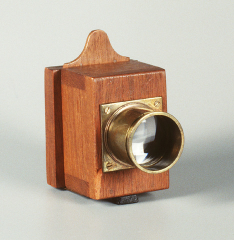 Frederick Scott Archer invented the Collodion process