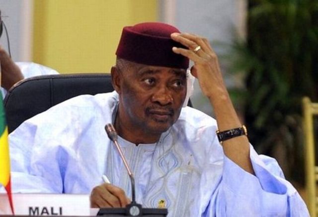 Le président Amadou Toumani Touré intervient à la télévision