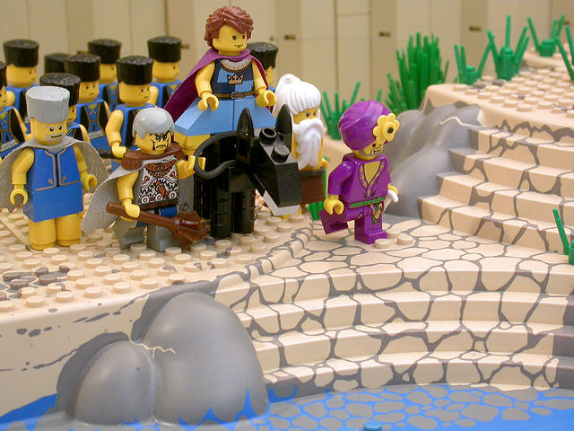 Solomon Begins Reign