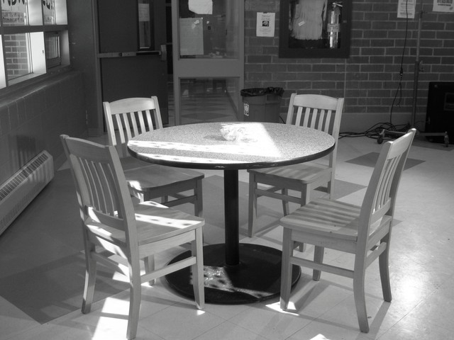 Tangled Up In Blue - Set design