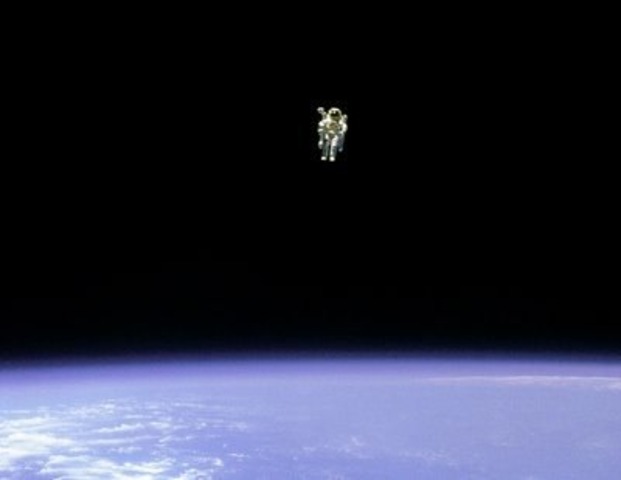 First Untethered Spacewalk