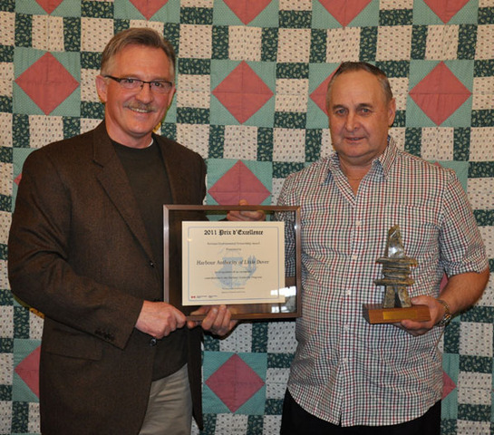 Member of Parliament Gerald Keddy Presents 2011 Small Craft Harbours Prix d'Excellence to the Harbour Authority of Little Dover