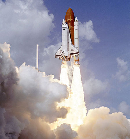 US 62nd manned space mission STS 34 (Atlantis 5) launches into orbit