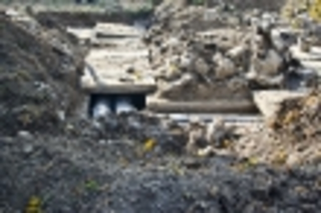 william and his father finding a job digging outhouses