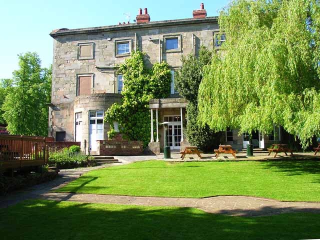 The Royal Hotel granted listed status