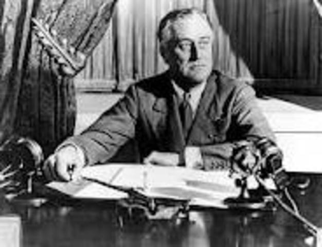 FDR dies