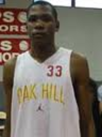 Kevin Durant plays one year at Oak Hill academy