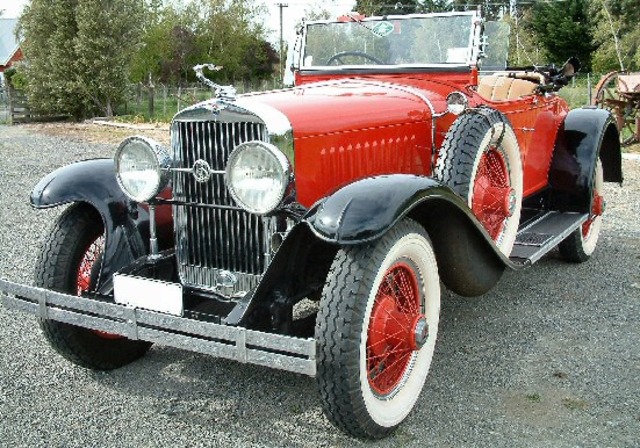 Cadillac Lasalle is made. Introduces a more rounded body style.