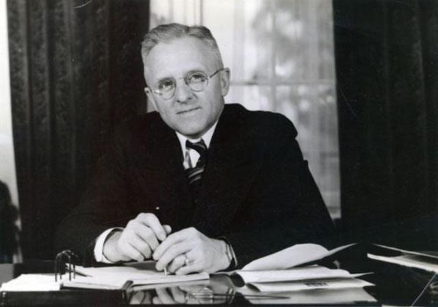 H. Leslie Sawyer becomes Headmaster