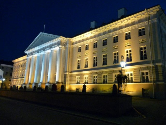 Ülikooli lõpetamine