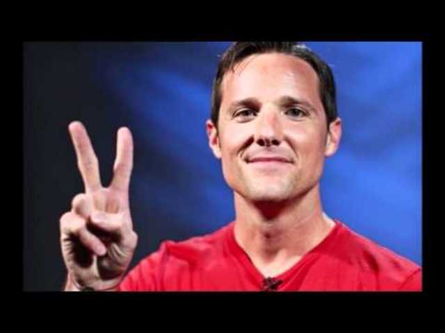 Jason Russell is born