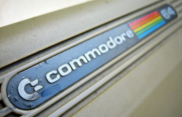 the comador 64