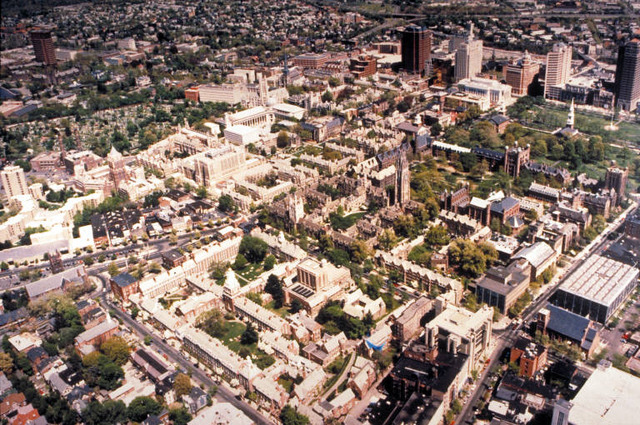 Bill Clinton Graduates from college.