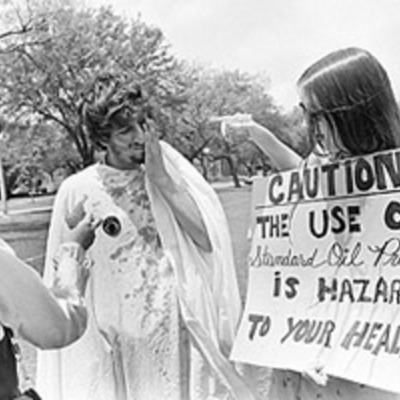 Timeline: The 1970s In Pop Culture, Politics and Beyond