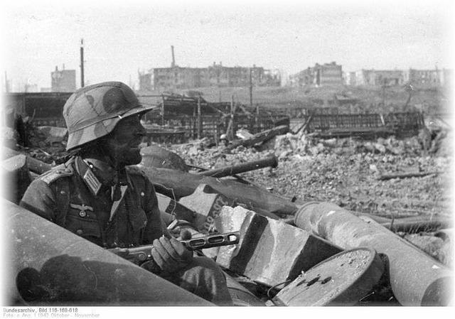 Russians stop Nazi advance at Stalingrad save Moscow