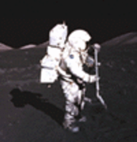 Apollo 17 comes back from the moon