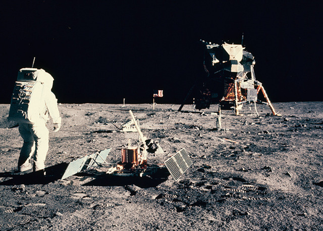 Man (American!) steps foot on moon