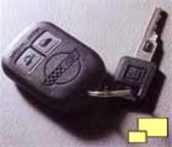 The first locking and unlocking key by button