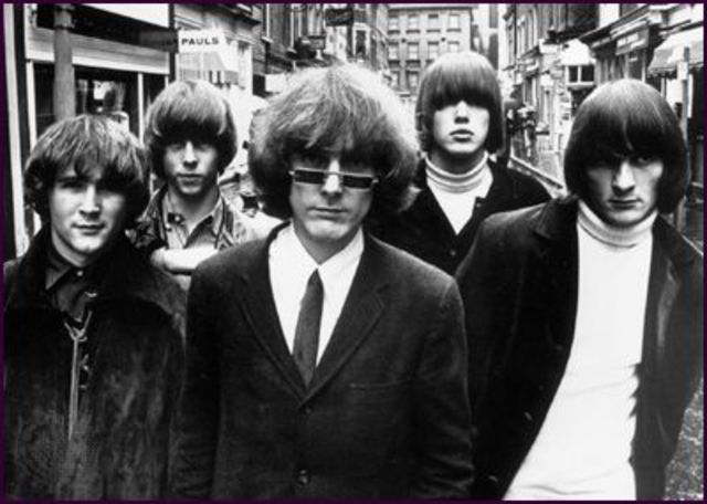 The Byrds reunite for the first time in 25 years to perform at a Los Angeles tribute to Roy Orbison and are joined unexpectedly by Bob Dylan.