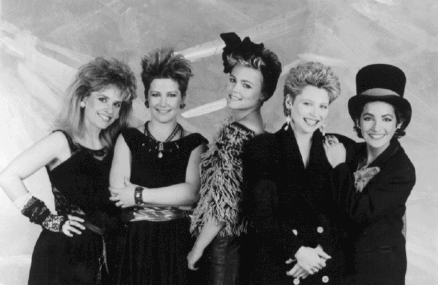 The Go-Go's reunite to play a benefit concert for the California Environmental Protection Act.