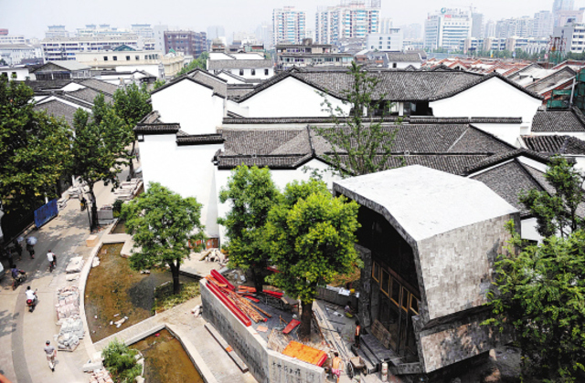 Old Town Conservation and Intervention of Zhongshan Street