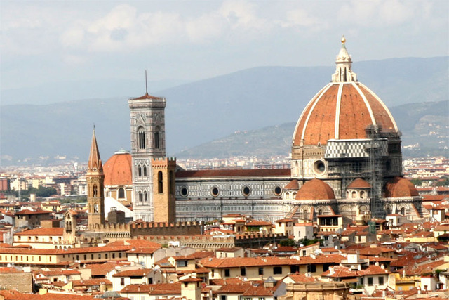 Leonardo Moves to Florence