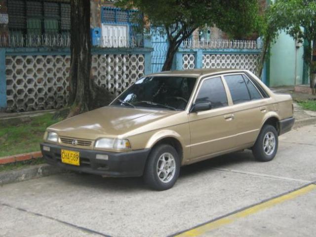 MAZDA 323 NS MOD 1990