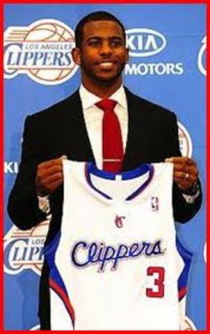 the hornets traded him to the L.A Clippers