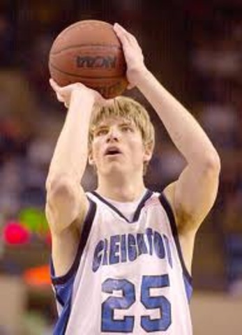 Before going on to be Creighton University's fifth all-time scorer, he attended Pella High School in Pella, Iowa, where he later had his jersey retired.