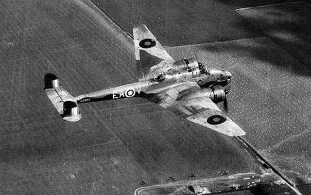 RAF bombardea Hamburgo