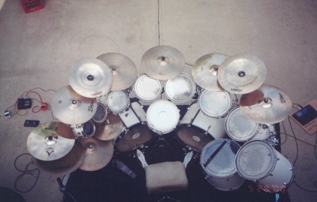 1960 Drum Sets get Bigger